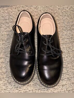 Black Oxford Patent Leather Shoes
